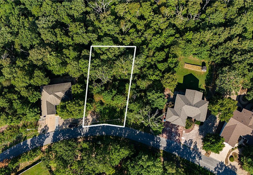 1st image of 8 Cromarty Dr #8