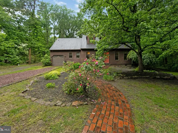 51 East Rd, Gibbsboro, NJ 08026