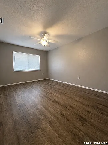 8023 Laurel Bnd — Photo 10
