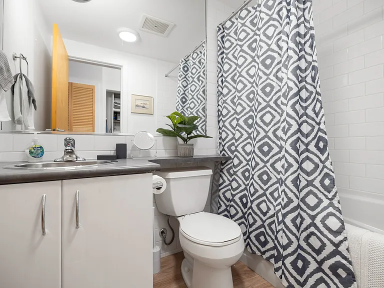 409 Swift St #0 — Photo 9