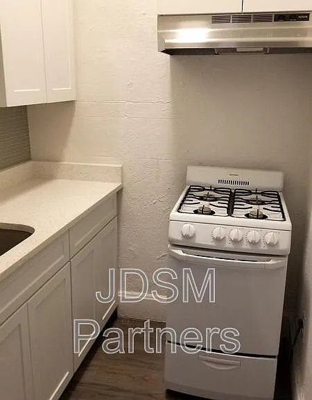 1263 Clarkson St #1 — Photo 11