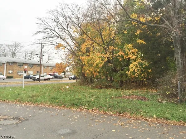 491 Lewis St, Franklin Twp., NJ 08873