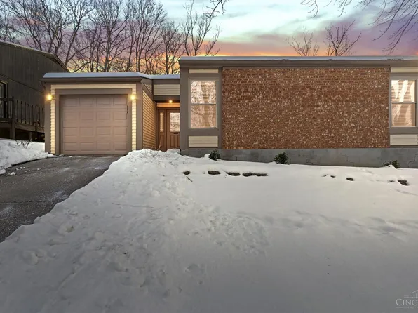 7121 Woodridge Dr, Cincinnati, OH 45230