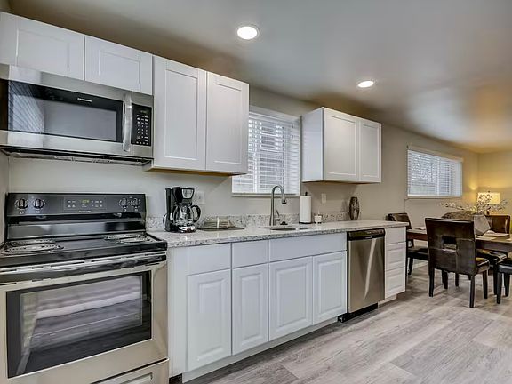 3rd image of 554 S Douglas St APT 3