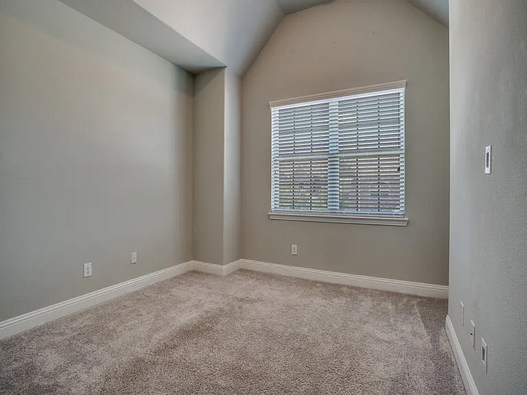 6120 Rilla St — Photo 14