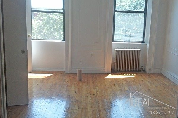 1st image of 472 Henry St APT 2