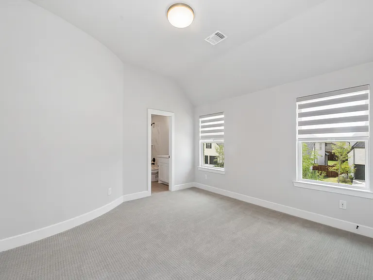 2790 Starwood Dr — Photo 8
