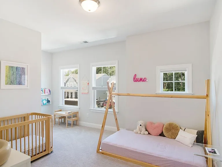 219 Abbot Pl — Photo 17