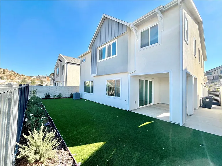 27812 Marquee Dr — Photo 26
