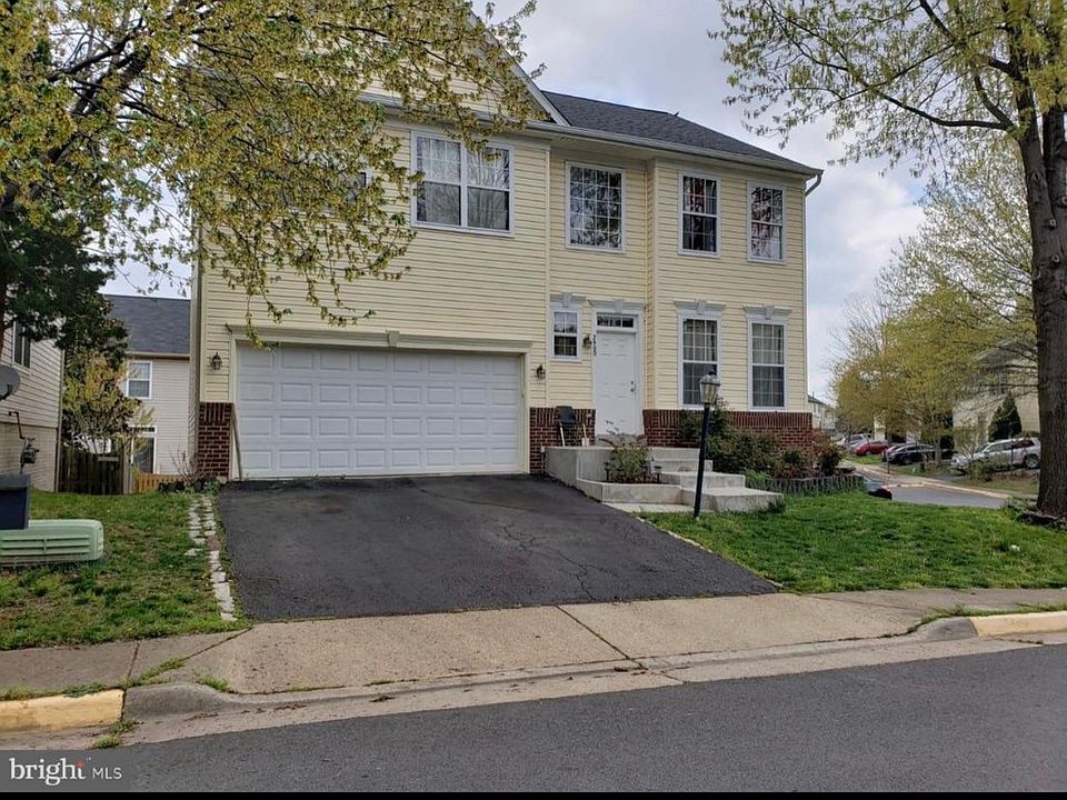 1st image of 2900 Markhams Grant Dr