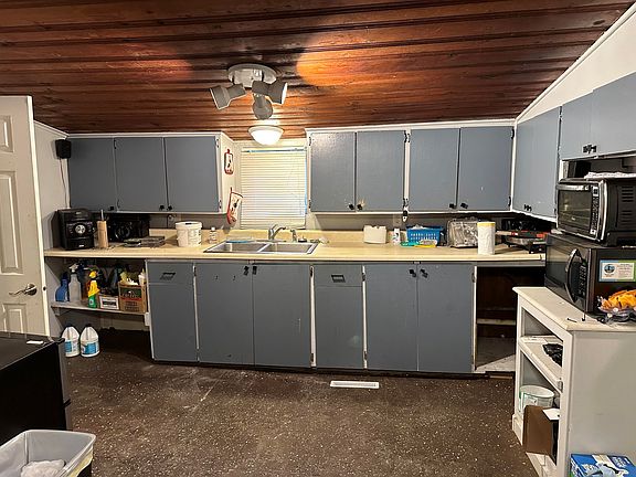 5th image of 6135 Francis St