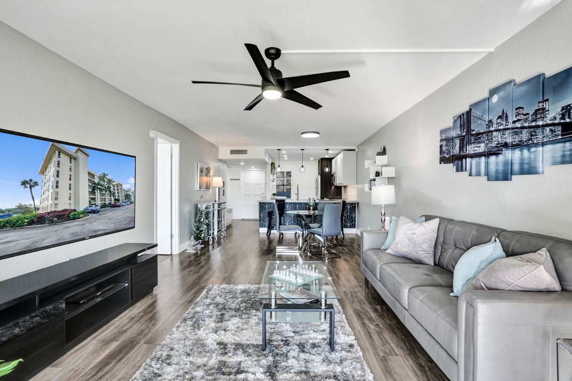 next background image