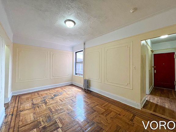 3rd image of 1322 44th St APT B9