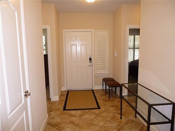4th image of 2202 Portofino Dr