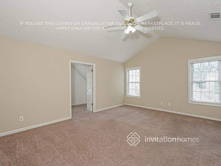 535 Devonshire Walk Dr — Photo 10