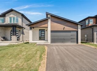 52 Moon Cres, Cambridge, ON N1S0C4