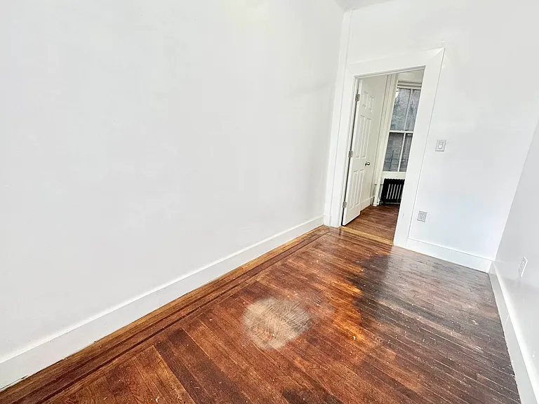 305 E 109th St #10 — Photo 9