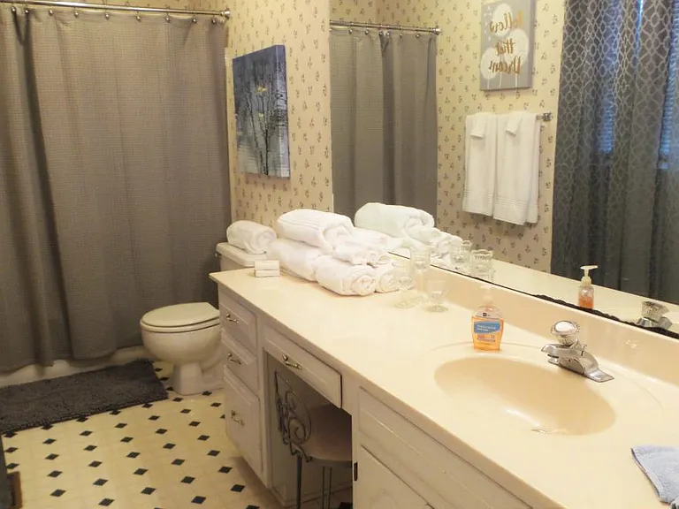 285 Fairlane Dr — Photo 9