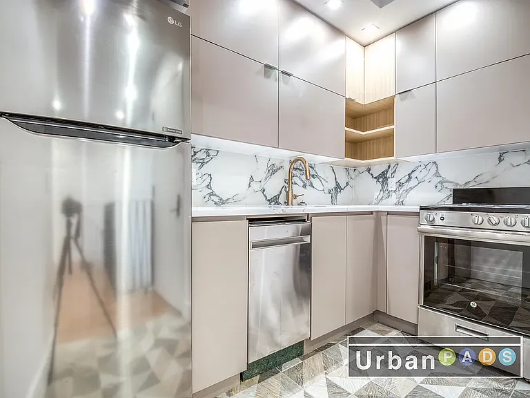 1507 New York Ave #1A — Photo 2