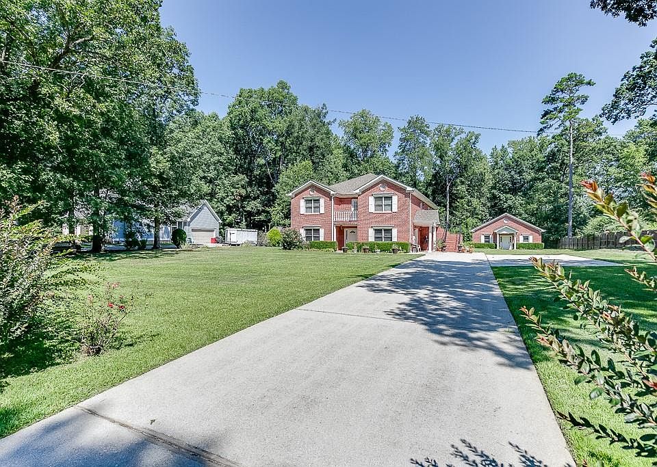 1st image of 4271 Jody Ln NW