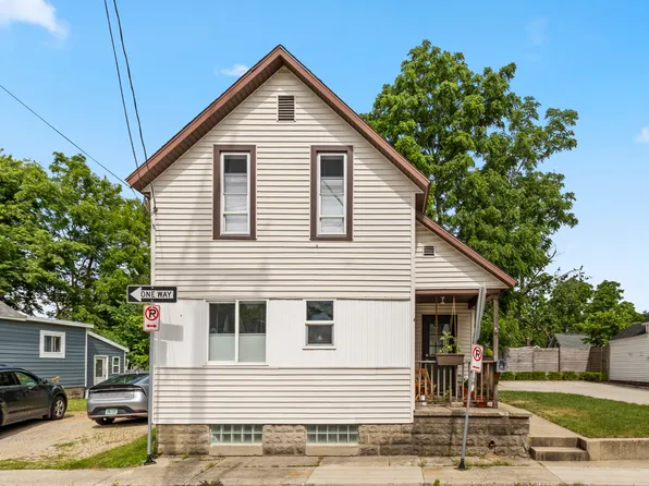 46 Caroline Pl NE, Grand Rapids, MI 49503
