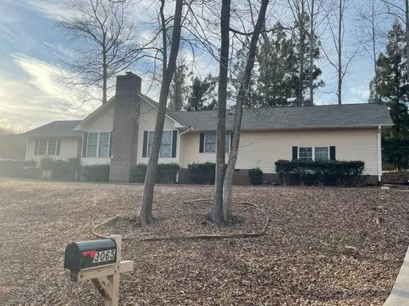 3065 Woodale Cir, Seneca, SC 29678