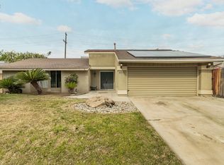 460 McArthur Ave, Clovis, CA 93611