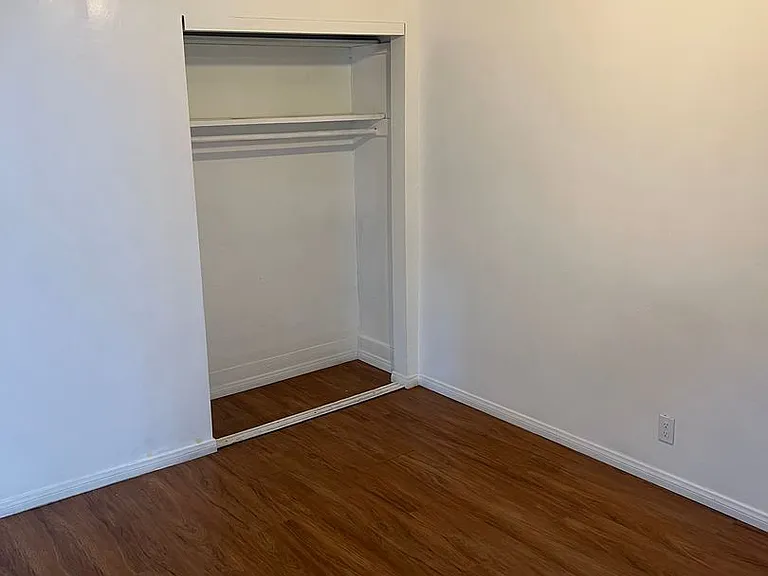 1118 N Norman Ct — Photo 8