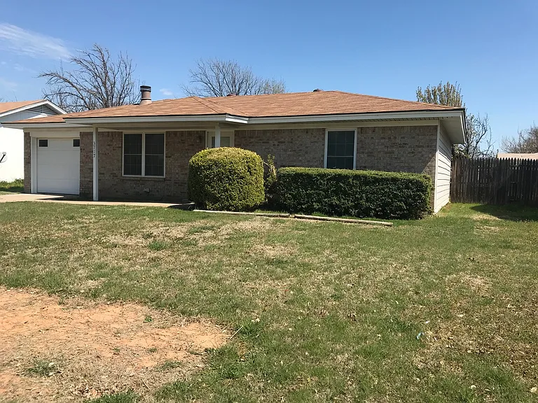 3717 Scranton Ln — Photo 2