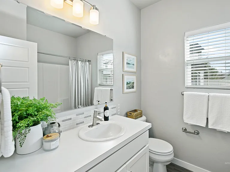 6036 N Hood Ave — Photo 10