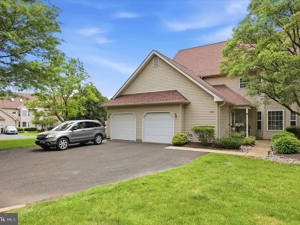 939 Grand Blvd #39, Warrington, PA 18976