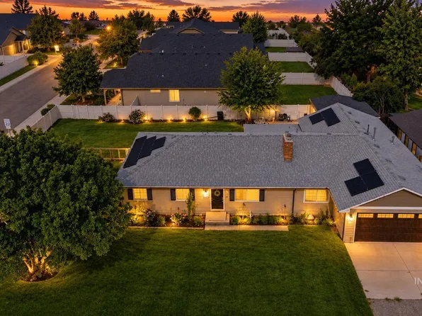 1205 Chicago St, Nampa, ID 83686