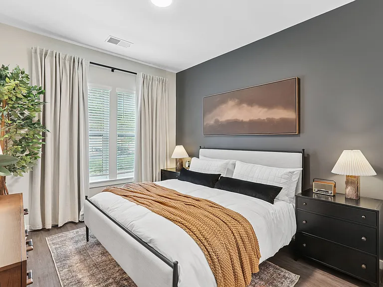 Alta New Carrollton — Photo 8
