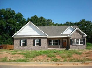 208 W Azalea Ln, Headland, AL 36345