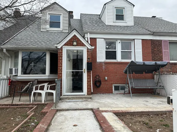 49 Parkside Ln, Bayonne, NJ 07002