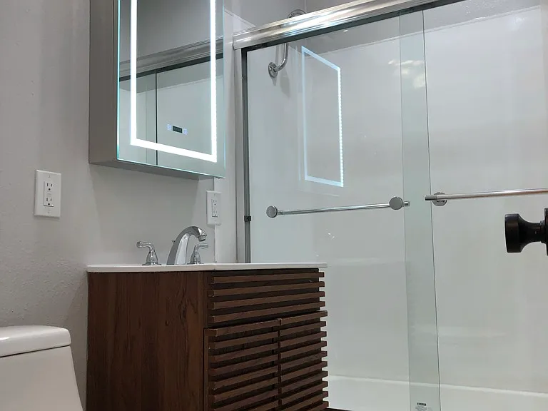 120 Roswell Ave #9 — Photo 32