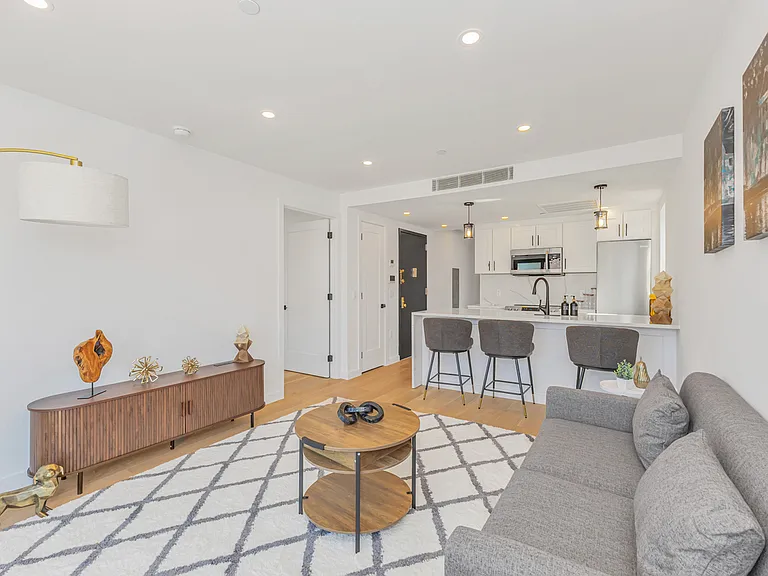 21-10 31st Ave #6R — Photo 9