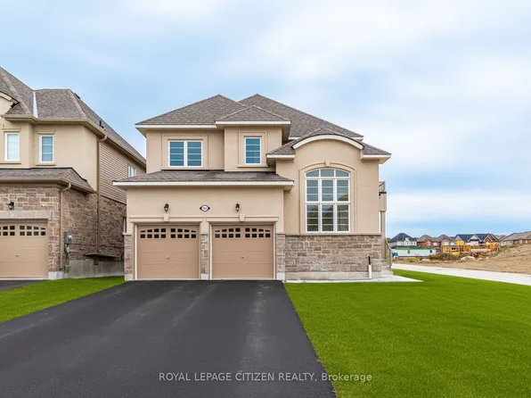 165 Hawkins St, Georgina, ON L0E 1R0