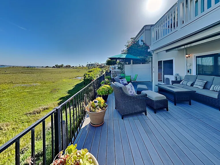 3999 Crown Point Dr #31 — Photo 2