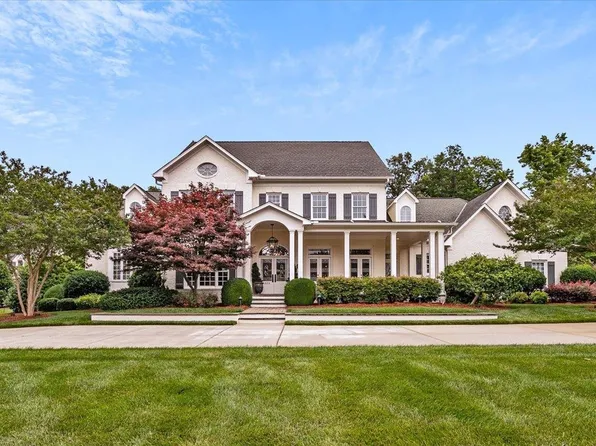 6324 Poplar Forest Dr, Summerfield, NC 27358