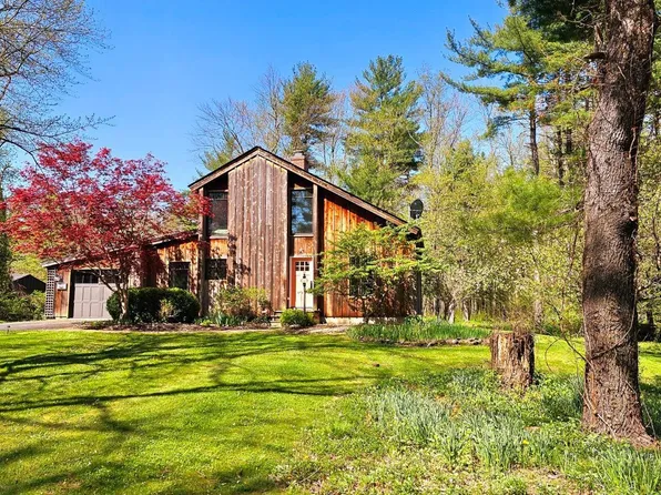 215 Pine Rd, Claverack, NY 12544