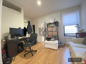 Rented by ZealEstate Group Inc