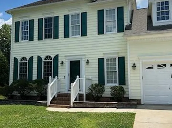 110 Noritake Dr, Cary, NC 27513