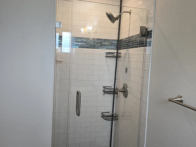 7990 Glenbar Way — Photo 16
