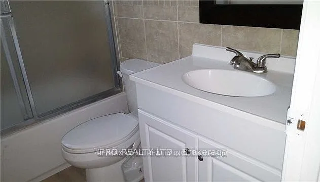 182 Ruggles Ave #3 — Photo 4