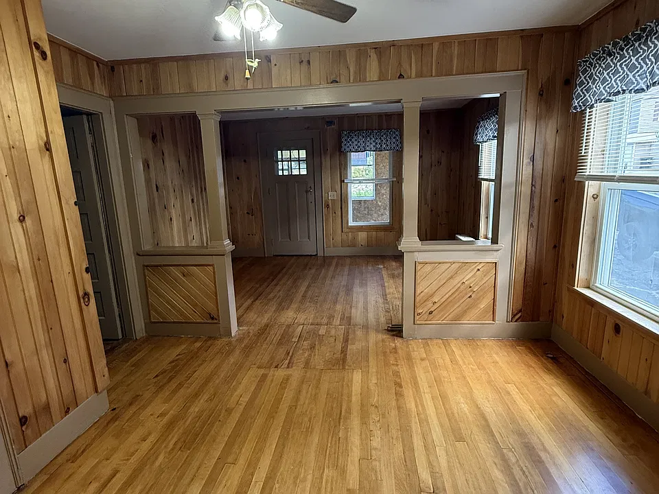 437 Willard St #1