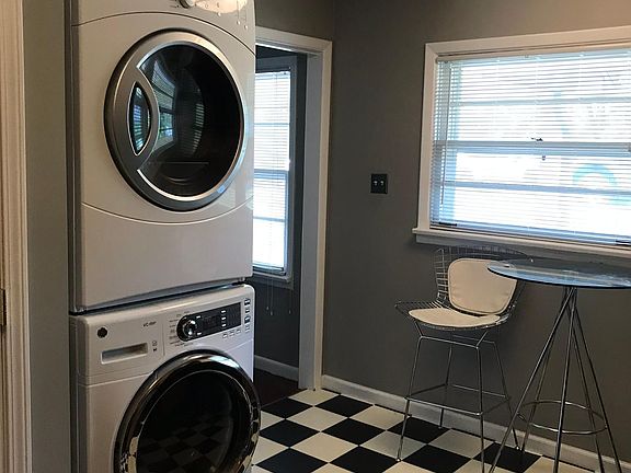 5th image of 501 View Park Dr APT 7