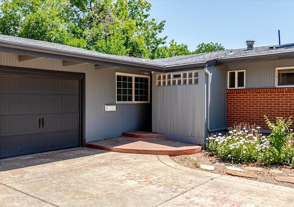 1st image of 660 Poppy Way