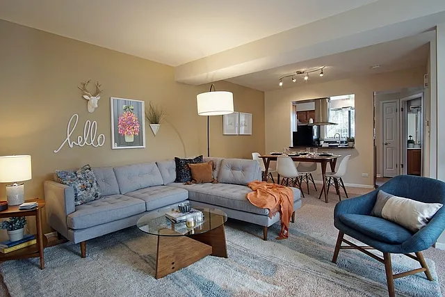1532 Westminster Dr #108 — Photo 11
