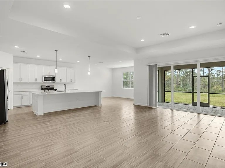 15222 Jadestone Dr — Photo 11